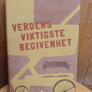 Verdens viktigste begivenhet - Viktoria Lindberg
